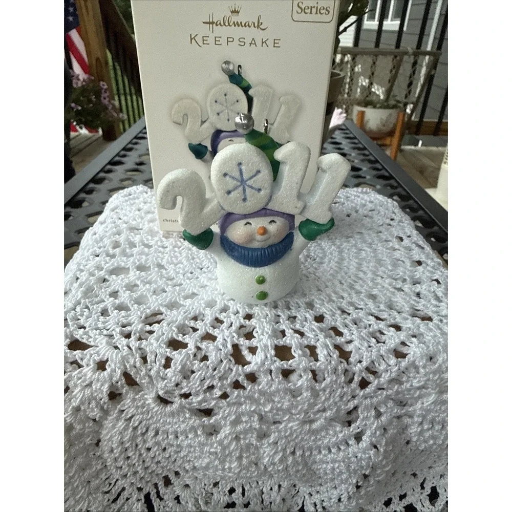 Hallmark keepsake 2011